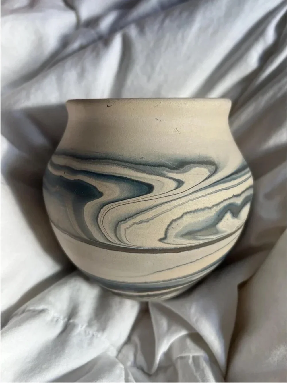 Handmade Marbled Ceramic Vase in Cream and Gray - Picture 5 of 6